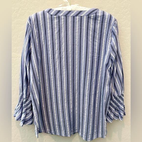 MARC NEW YORK | Andrew Marc Blue White Striped Cotton Blouse Top V-Neck | Large - Picture 4 of 6